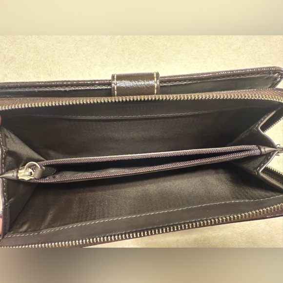 Coach Signature Tan and Black Wallet - Picture 3 of 4